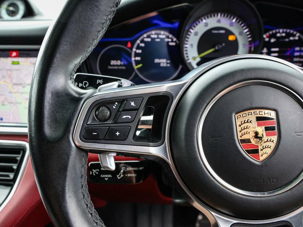 Porsche Panamera 4 E-hybrid Black #5