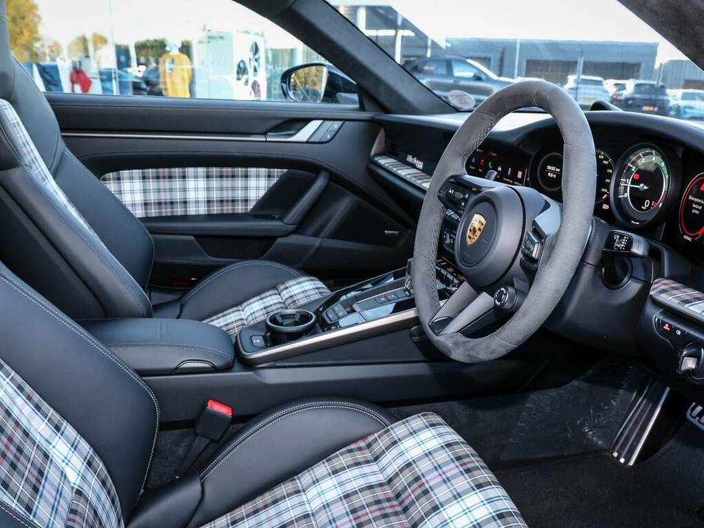 Porsche 911 Turbo 50 Years Black #4