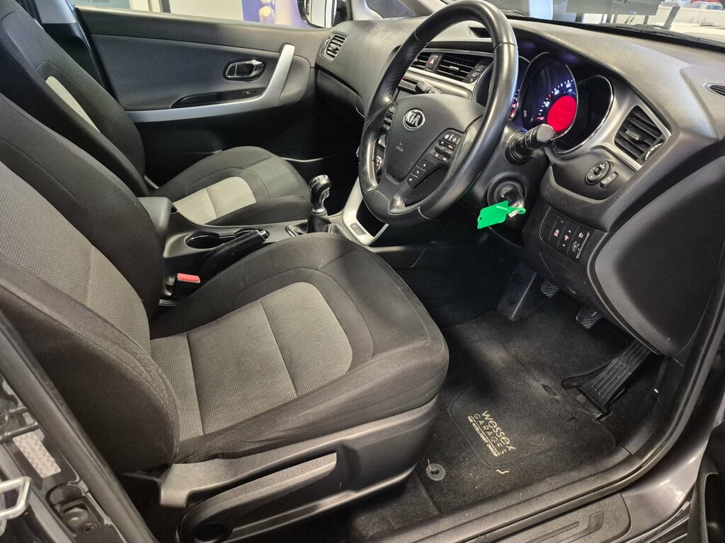 Kia Ceed 1.6 Crdi 3 Sportswagon Dct Euro 6 Ss White #15