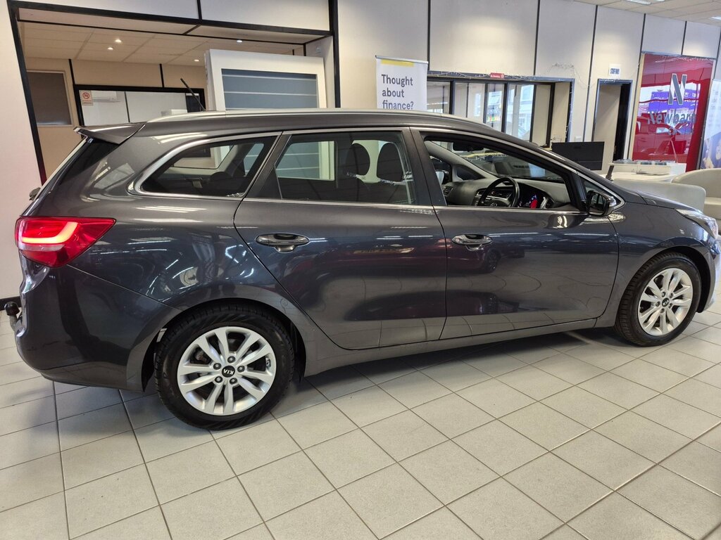 Kia Ceed 1.6 Crdi 3 Sportswagon Dct Euro 6 Ss White #7