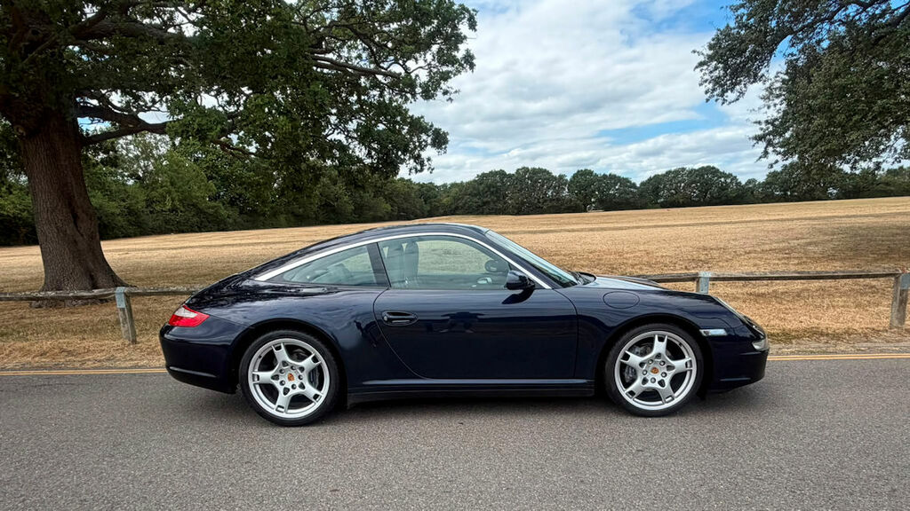Porsche 911 C4 Targa Rare Car In Superb Condition 60000 #2