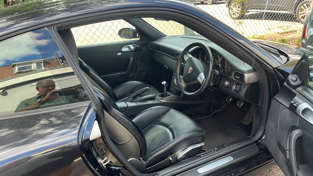 Porsche 911 C2 Coupe Low Miles Superb Condition 55000 M #3