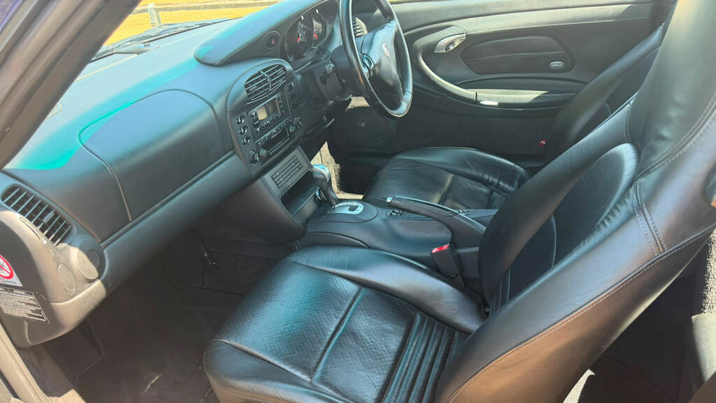 Porsche 911 C4 Tiptronic S An Exceptionally Clean Classic 911  #6