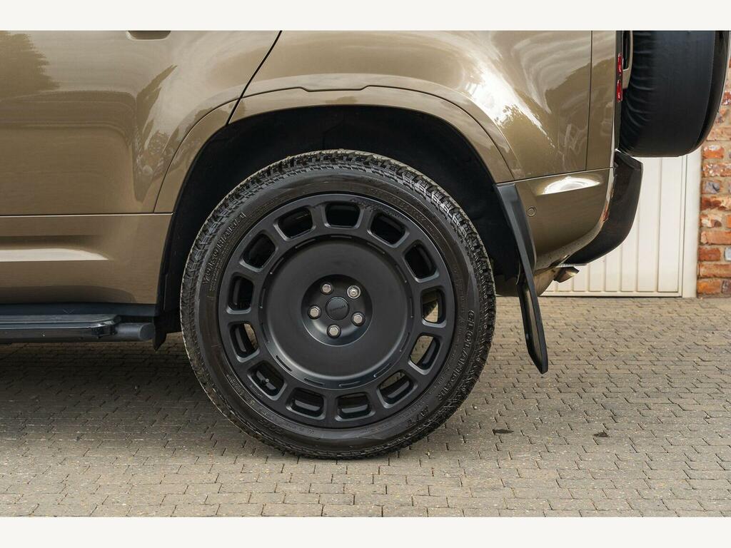 Land Rover Defender 110 3.0 D300 X-dynamic Hse 110 7 Seat Black #12