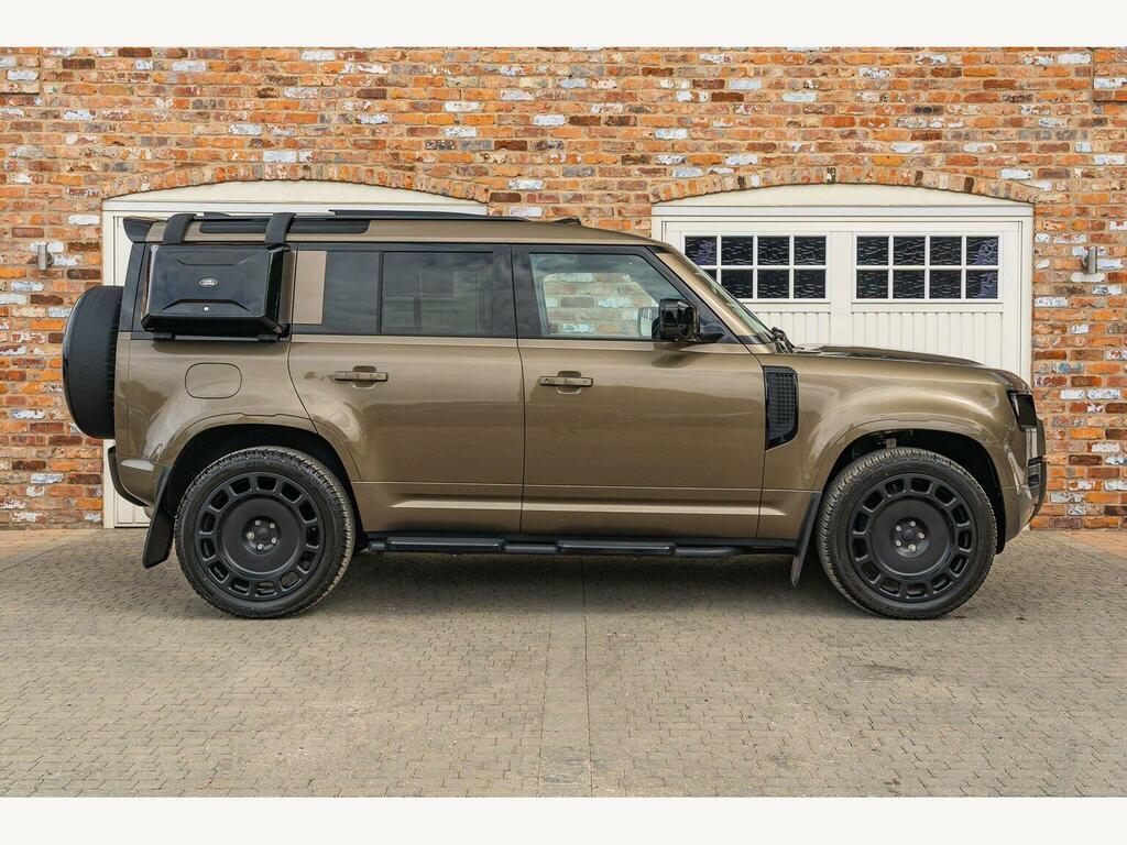 Land Rover Defender 110 3.0 D300 X-dynamic Hse 110 7 Seat Black #17