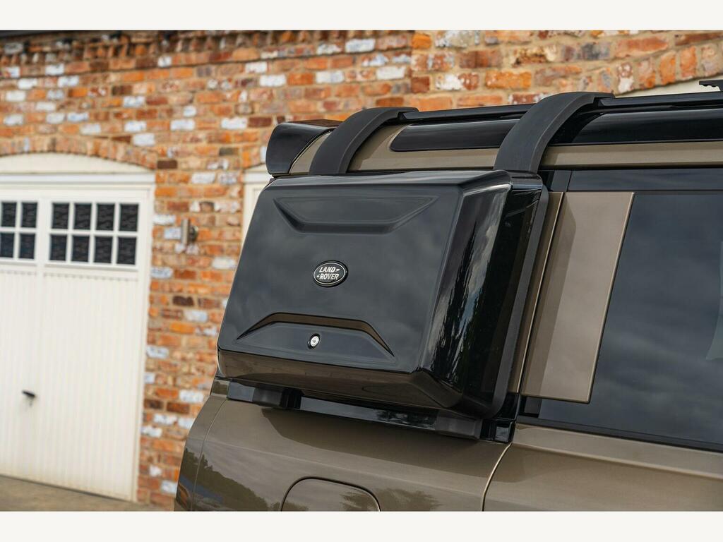 Land Rover Defender 110 3.0 D300 X-dynamic Hse 110 7 Seat Black #19
