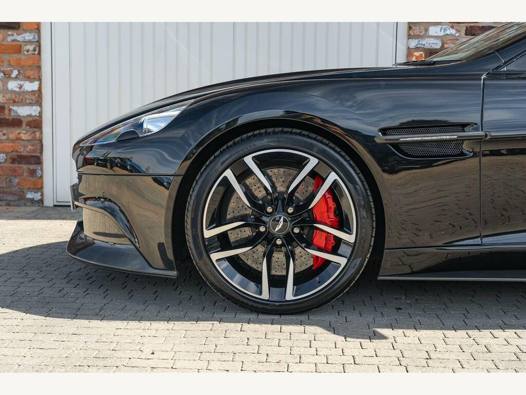 Aston Martin Vanquish 6.0 V12 Carbon Edition Black Volante T- Black #5