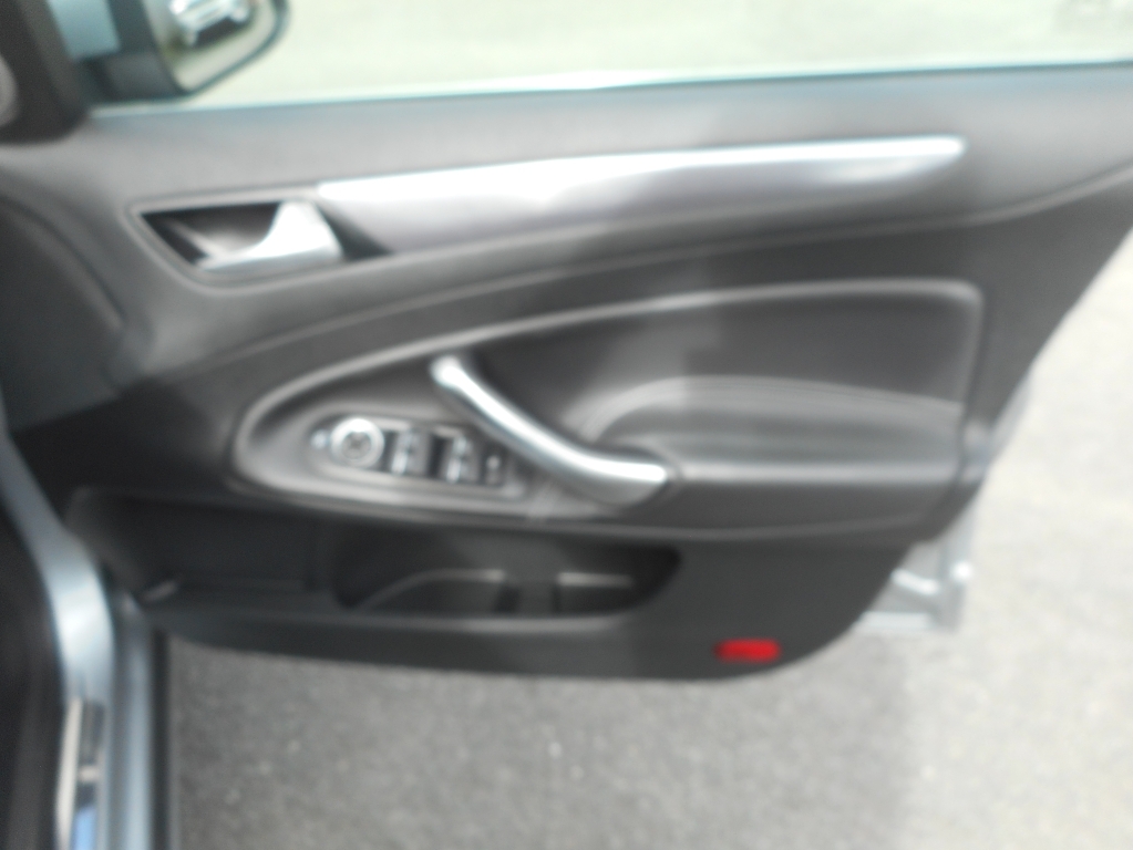 Ford Mondeo 1.6 Zetec Business Edition Black #17