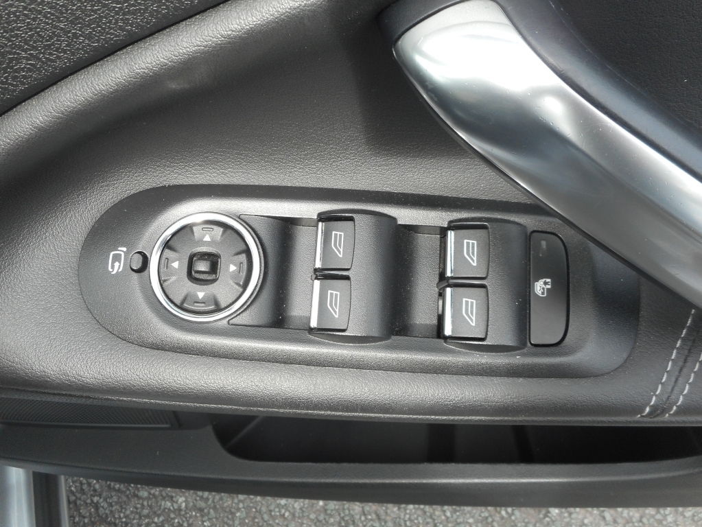 Ford Mondeo 1.6 Zetec Business Edition Black #18