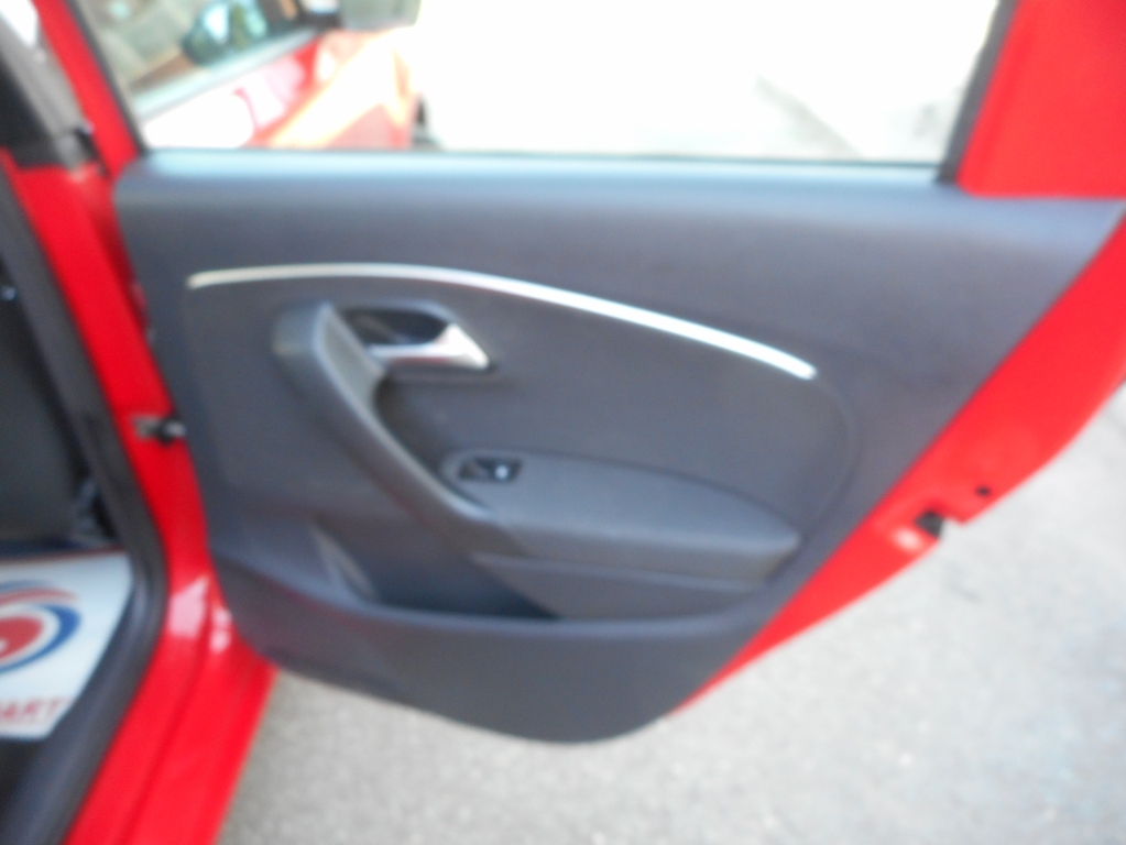 Volkswagen Polo Polo Sel Tdi Black #27
