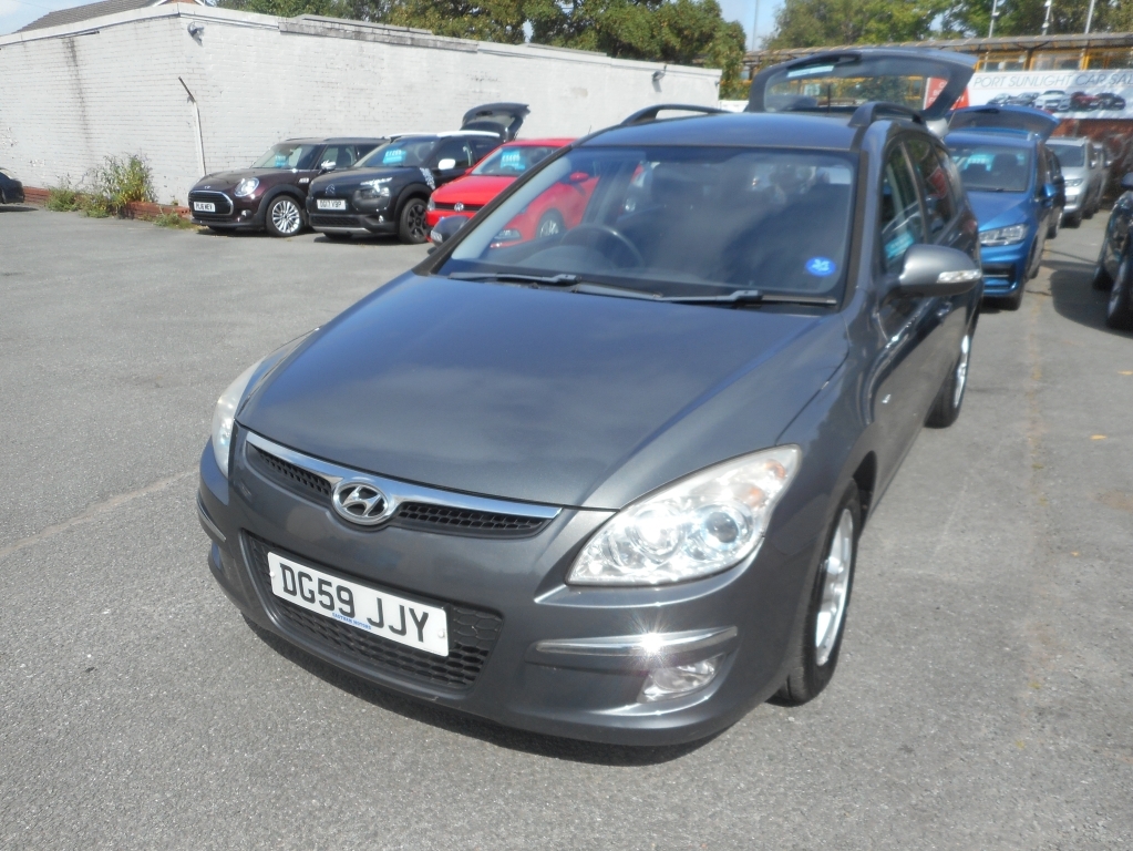 Hyundai I30 1.6 Comfort Crdi Grey #6