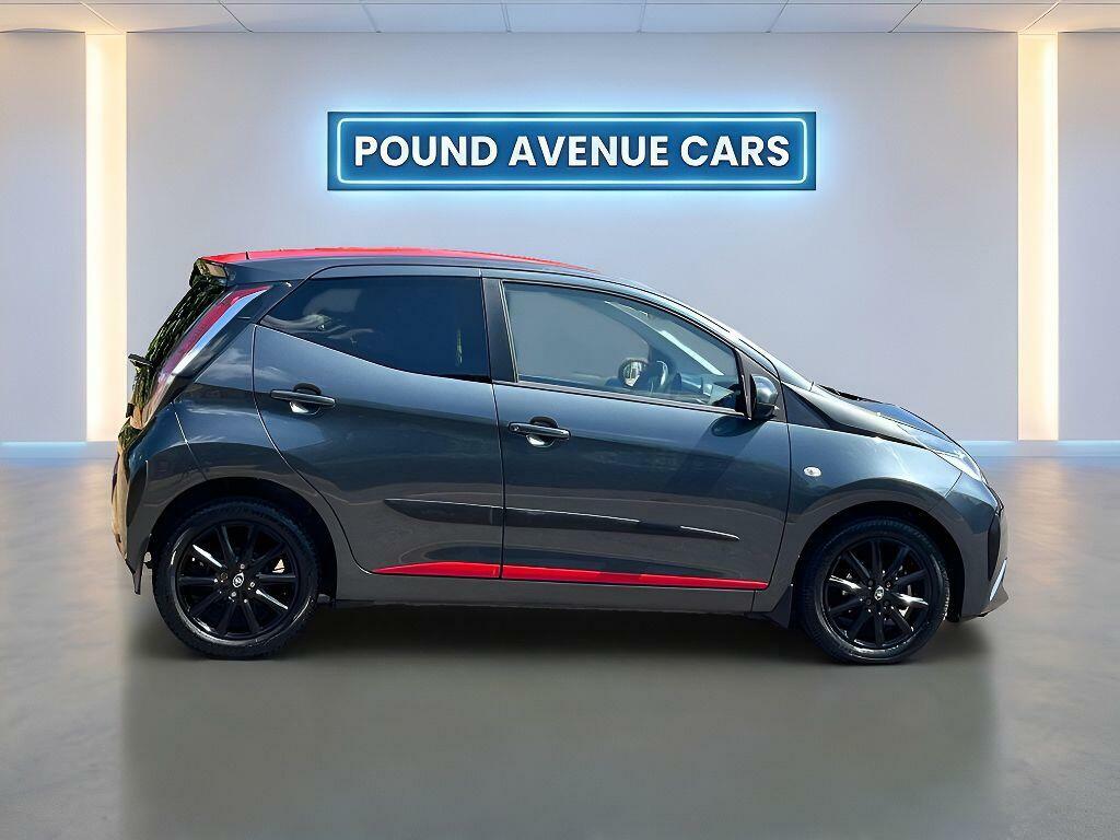 Toyota Aygo X X-play Grey #7