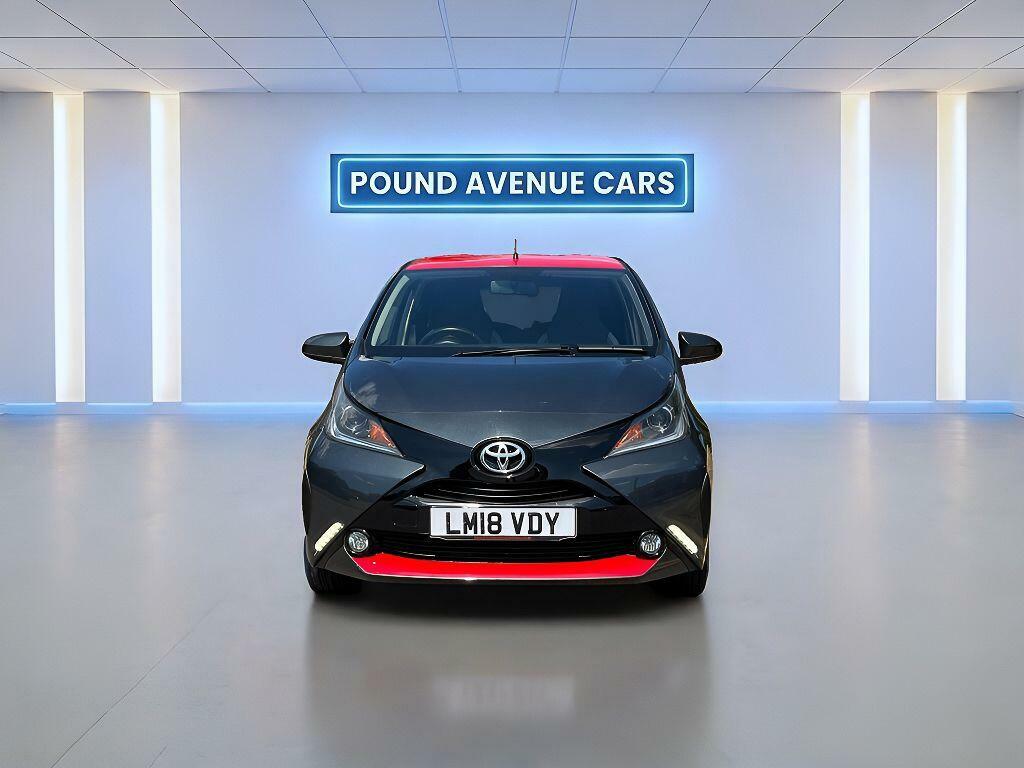 Toyota Aygo X X-play Grey #9