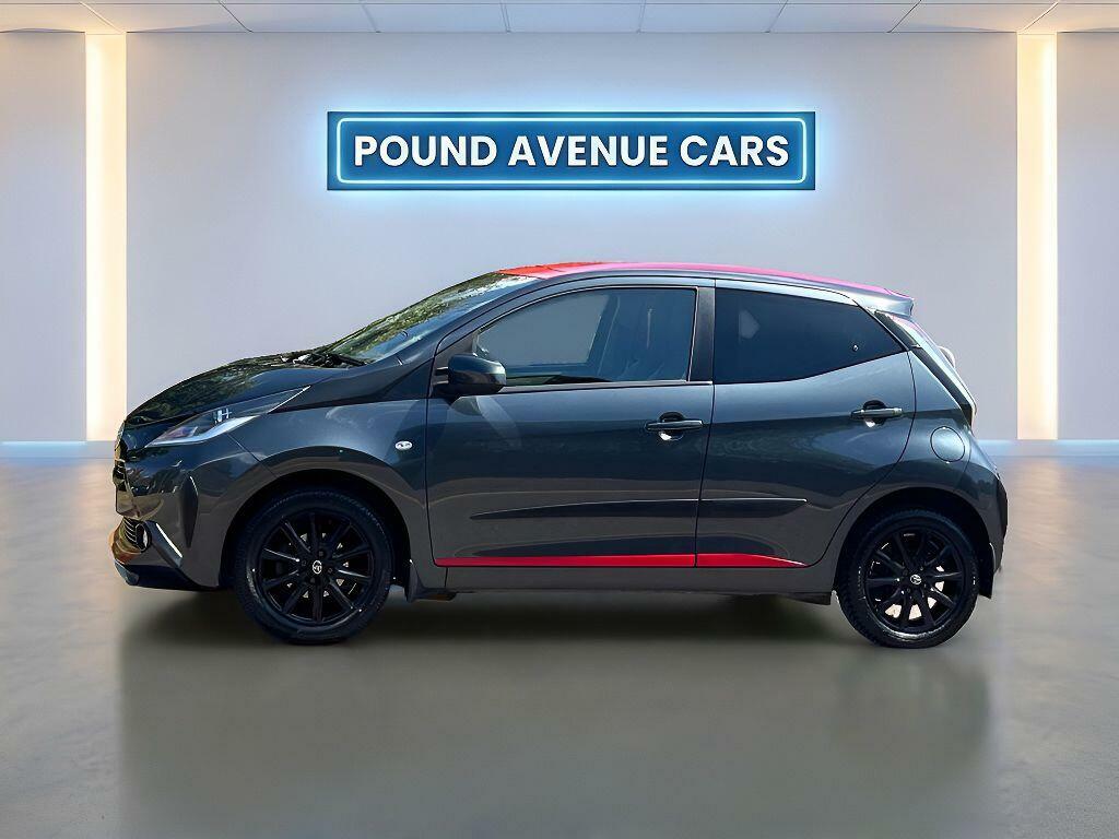 Toyota Aygo X X-play Grey #10