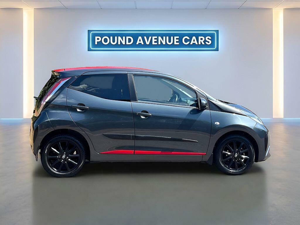 Toyota Aygo X X-play Grey #12