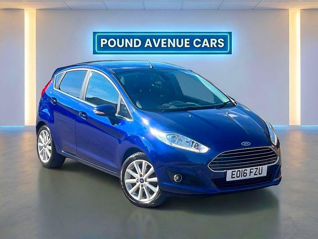 Ford Fiesta Titanium Blue