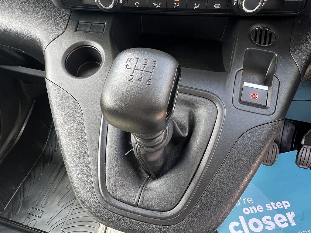 Toyota Proace City Bluehdi Icon Short Panel White #35