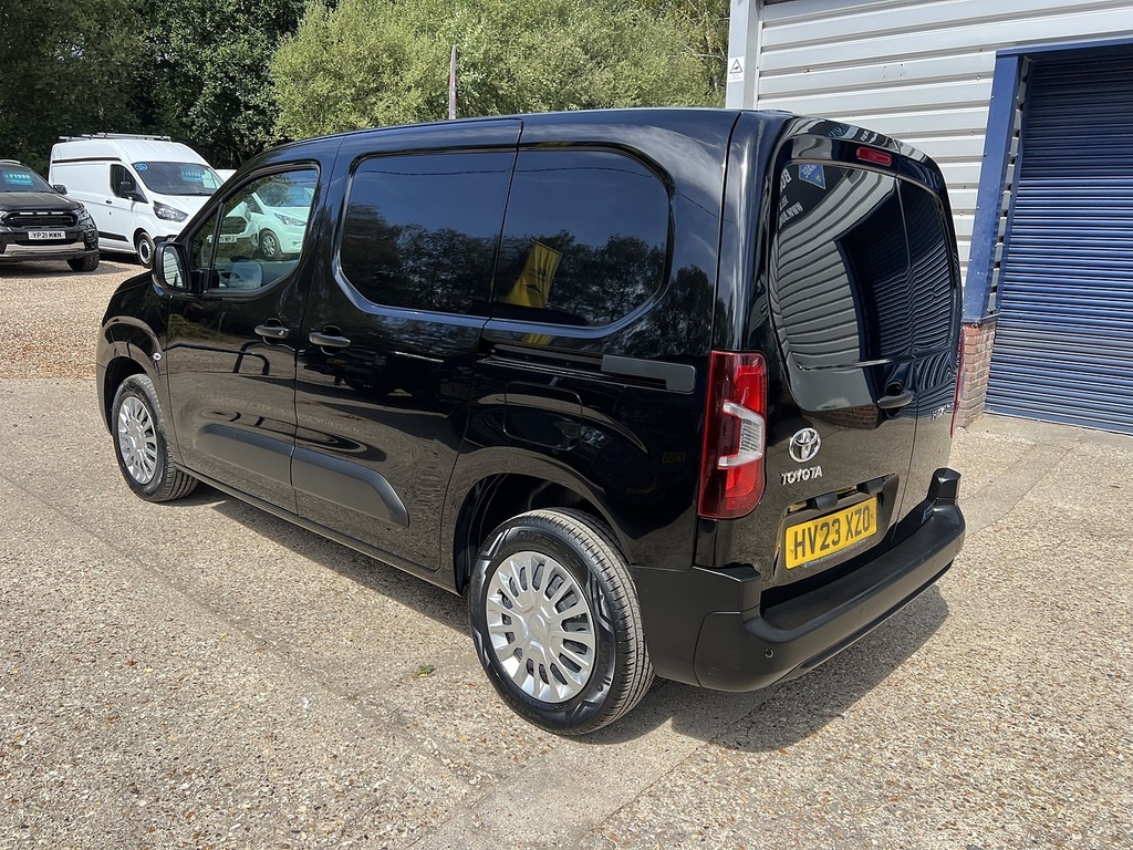 Toyota Proace City Bluehdi Icon Black #5