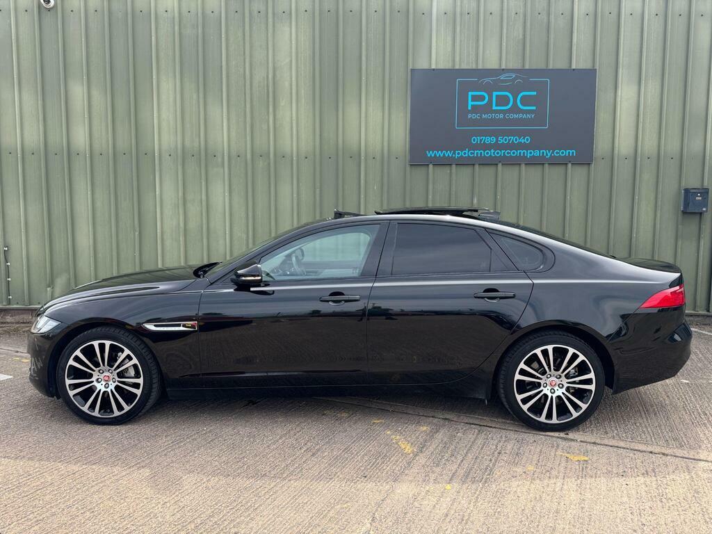 Jaguar XF 2.0D Portfolio Awd Euro 6 S S Black #2