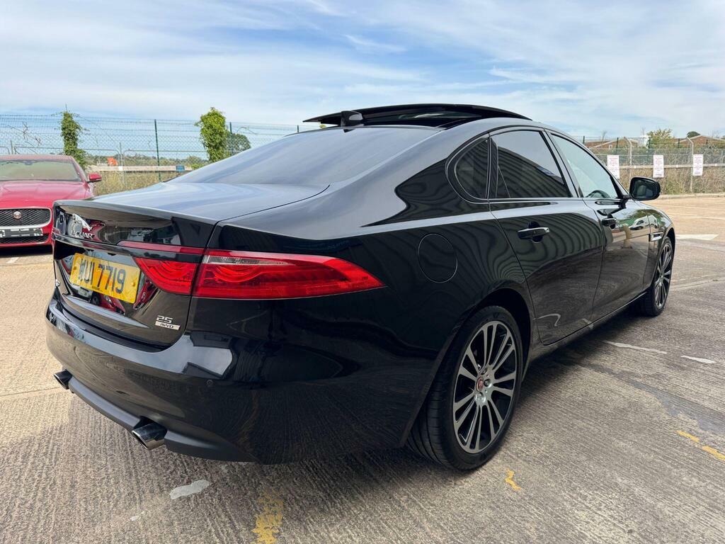 Jaguar XF 2.0D Portfolio Awd Euro 6 S S Black #4