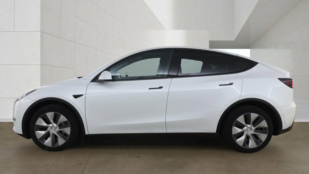 Tesla Model Y Suv White #3