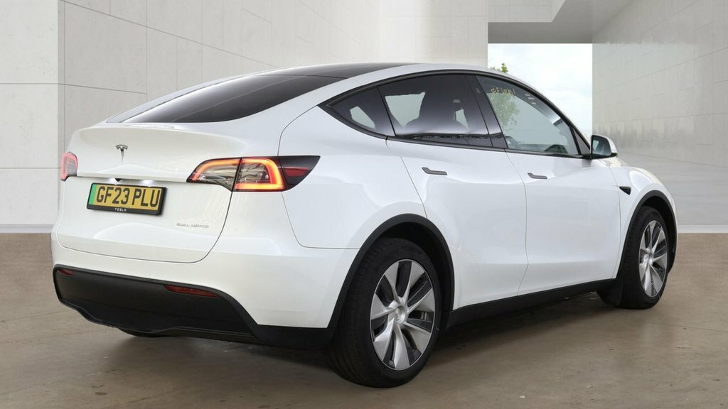 Tesla Model Y Suv White #2