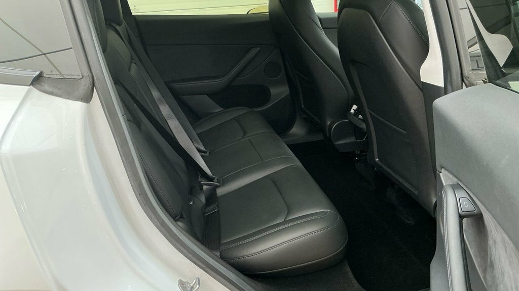 Tesla Model Y Suv White #4