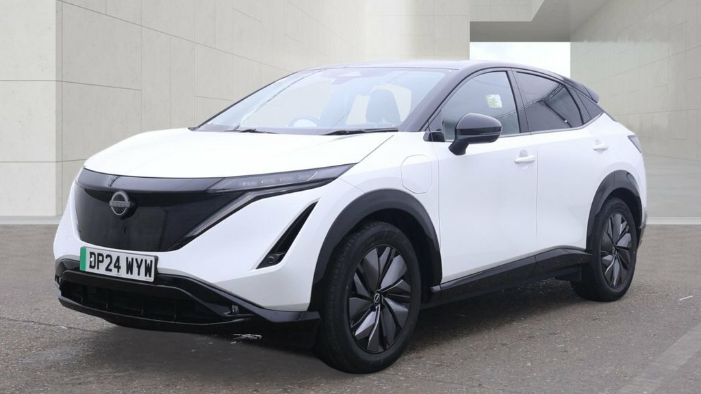 Nissan Ariya Suv White
