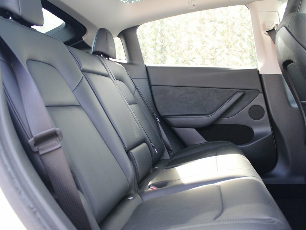 Tesla Model Y Suv AF73EVG White #6