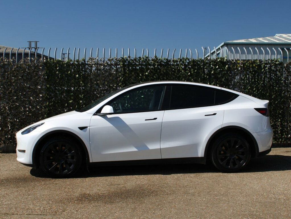 Tesla Model Y Suv BV73DWY White #3