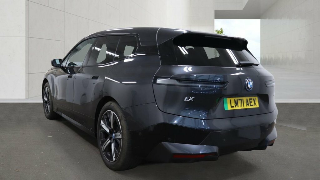 BMW iX IX X Drive40 M Sport Grey #3