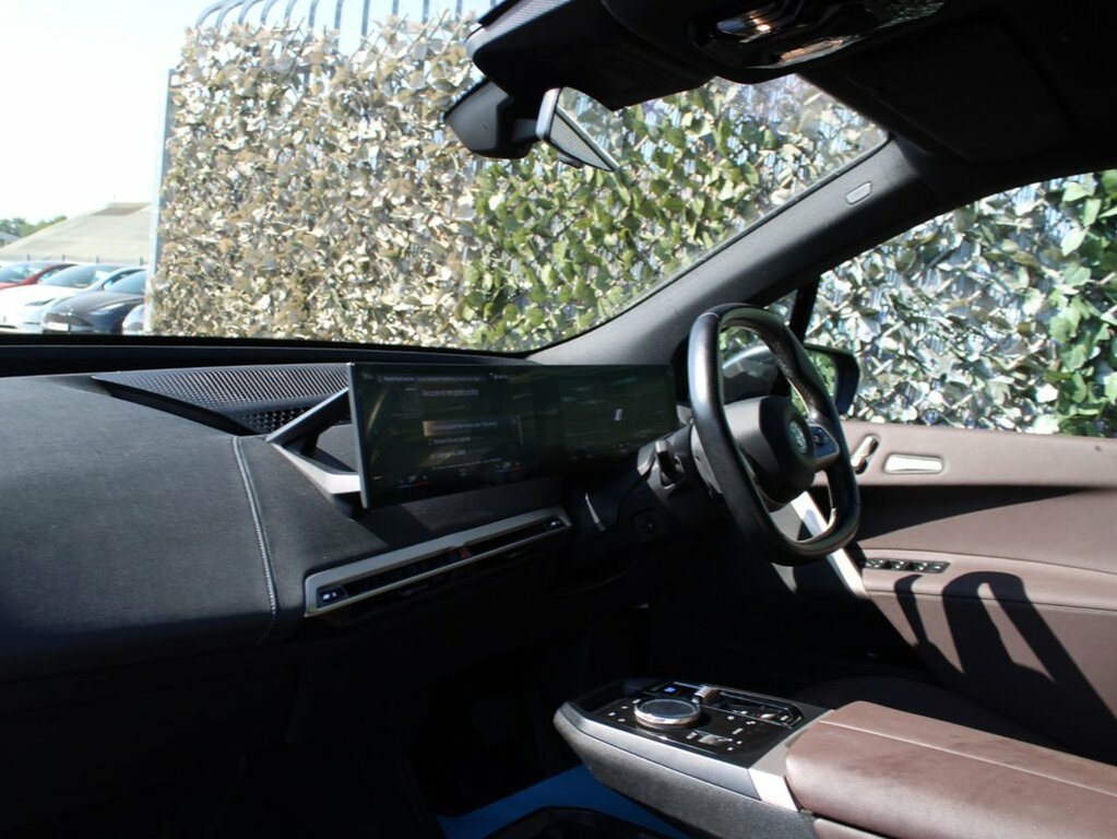 BMW iX 240Kw Xdrive40 Sport 77.6Kwh Skylounge Silver #14