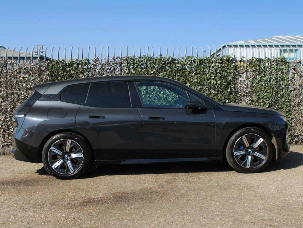 BMW iX 240Kw Xdrive40 Sport 77.6Kwh Skylounge Silver #5