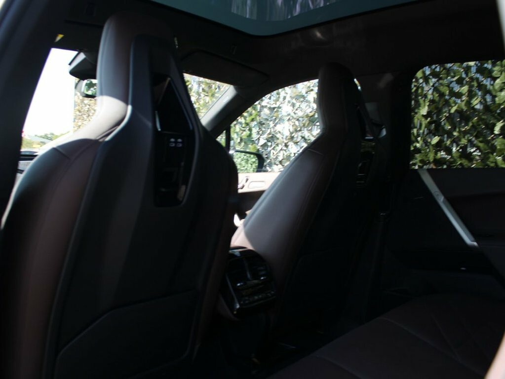 BMW iX 240Kw Xdrive40 Sport 77.6Kwh Skylounge Silver #12