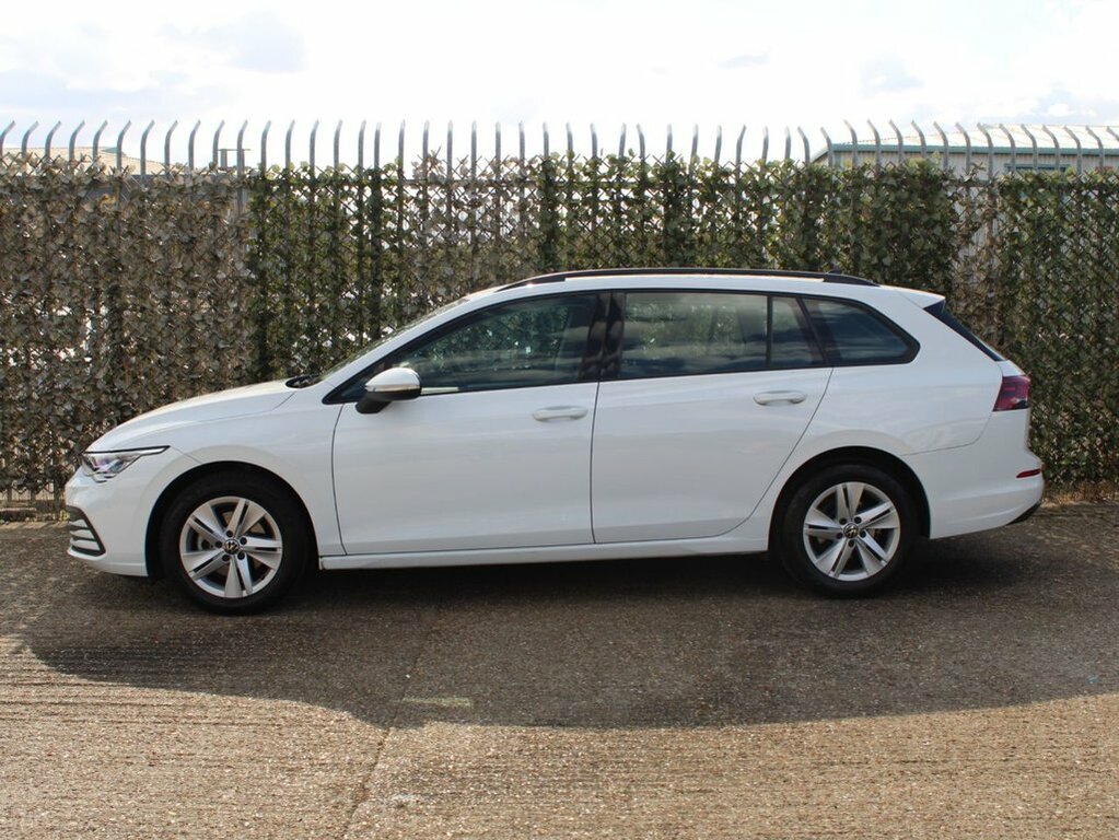 Volkswagen Golf 1L Life White #6