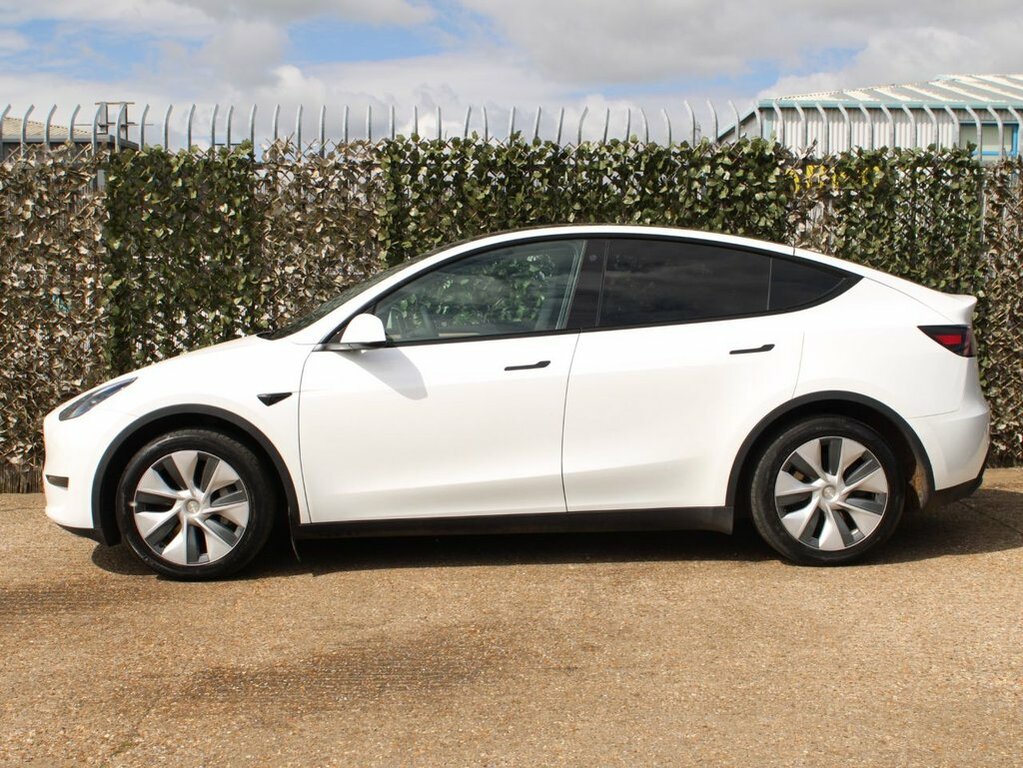 Tesla Model Y Suv MM22GXE White #4