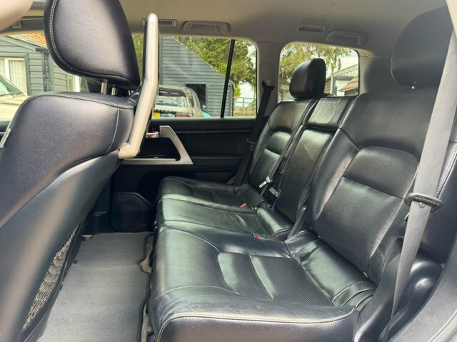 Toyota Land Cruiser V8 4.5 D-4d V8 Black #16