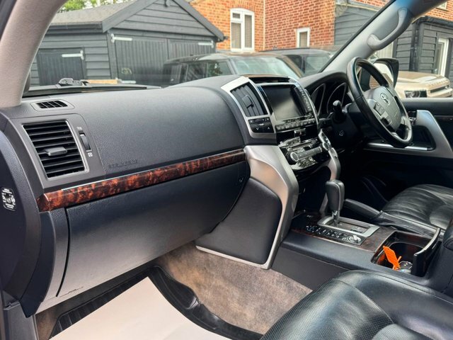 Toyota Land Cruiser V8 4.5 D-4d V8 Black #14