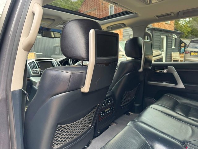 Toyota Land Cruiser V8 4.5 D-4d V8 Black #12