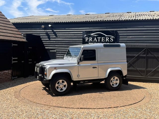 Land Rover Defender 90 Defender 90 Td Green #9