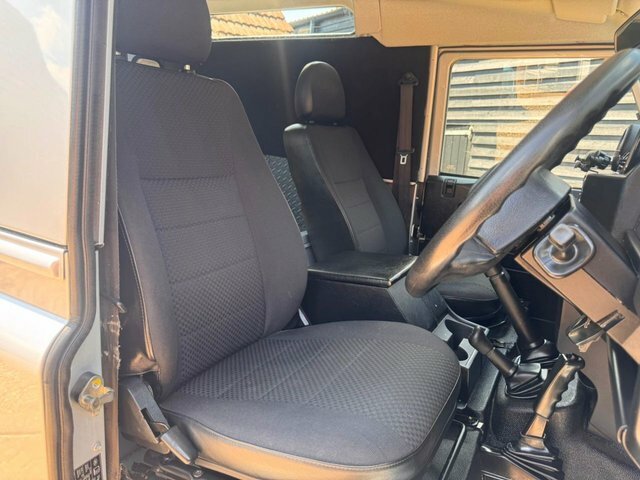 Land Rover Defender 90 Tdci Hard Top Suv Silver