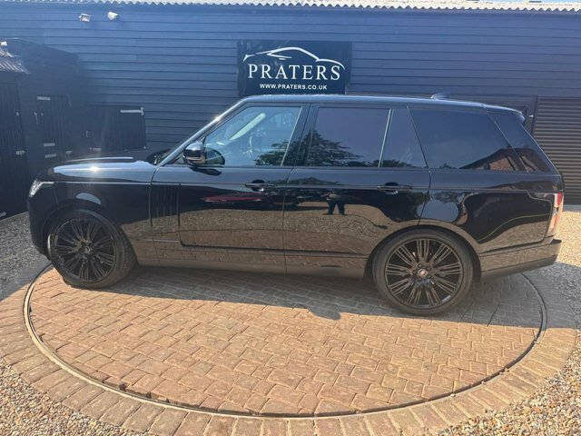 Land Rover Range Rover 4.4 Sdv8 Vogue Se 340 Bhp Black #31
