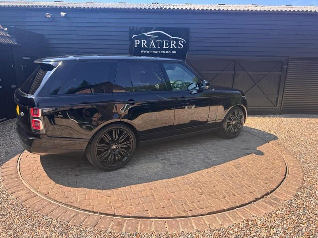Land Rover Range Rover 4.4 Sdv8 Vogue Se 340 Bhp Black #51