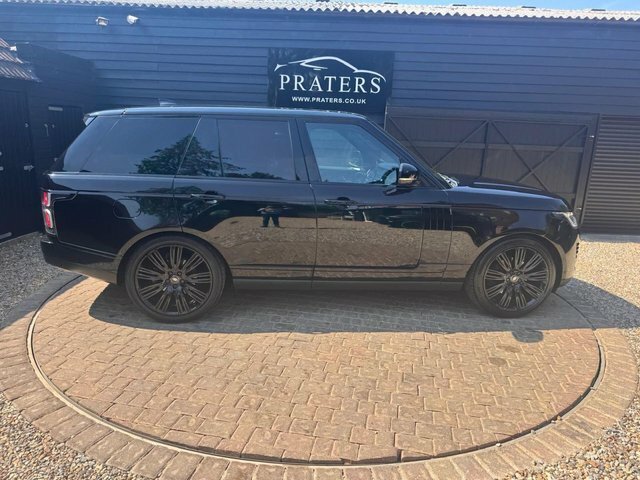 Land Rover Range Rover 4.4 Sdv8 Vogue Se 340 Bhp Black #52