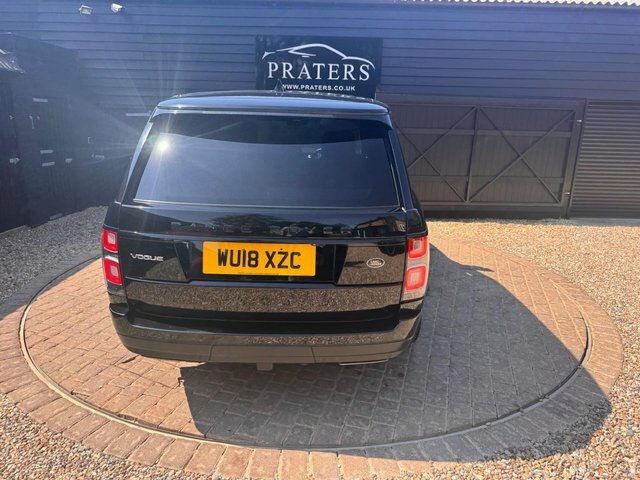 Land Rover Range Rover Td V6 Vogue Suv Black #3