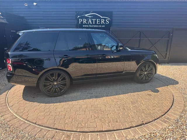 Land Rover Range Rover 4.4 Sdv8 Vogue Se 340 Bhp Black #54