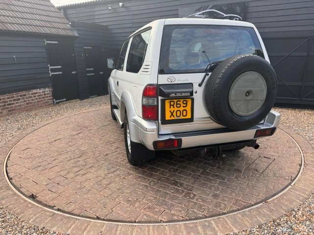Toyota Land Cruiser Colorado Door 3.0 White #4
