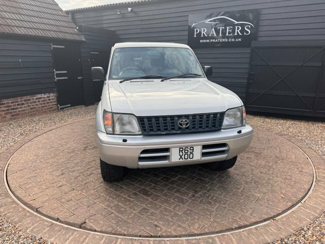 Toyota Land Cruiser Colorado Door 3.0 White #3
