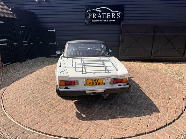 Fiat 124 Spider Hand Drive White #3