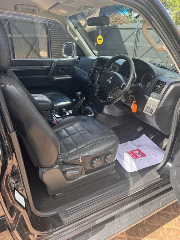 Mitsubishi Shogun 3.2 Di-dc Warrior 4Wd Euro 5 Swb White #8